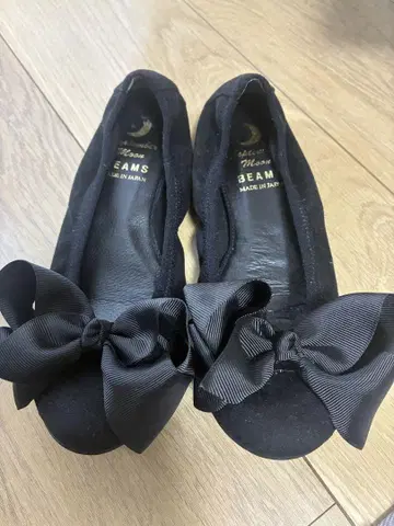 BEAMS 리본 포함 플랫슈즈 23.5cm