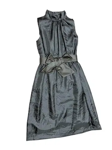 스탠드 카라 슬리브리스 원피스 딥 브라운