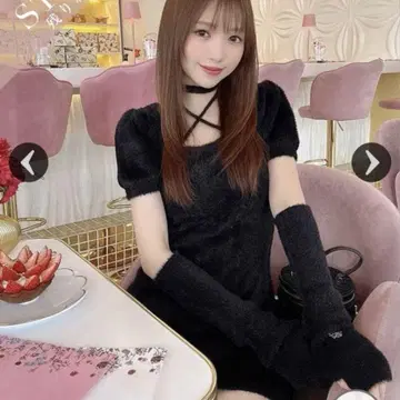 미셸 마카롱 암워머 샤기 니트 원피스