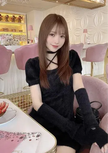 michellMacaron 암워머 샤기 니트