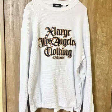 XLARGE 화이트 롱 슬리브 티셔츠