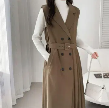 미사용 새상품 ABITOKYO 사이드 아지메 플리츠 절개 트렌치 베스트