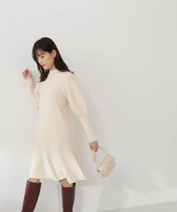 니트 플레어 원피스 긴팔 natural beauty basic