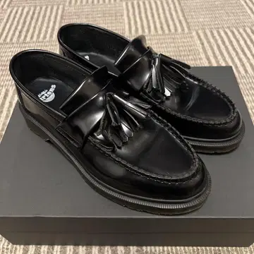 Dr.Martens ADRIAN MONO 태슬 로퍼 BLACK