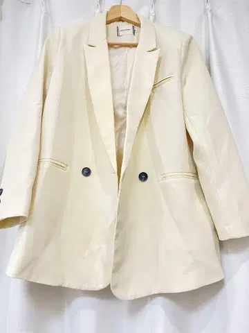 아이보리 자켓