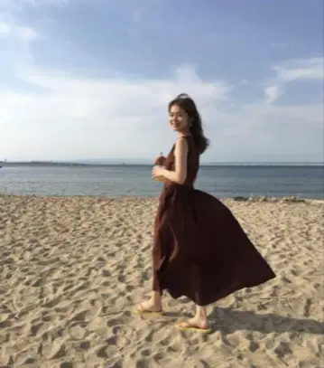 투모로우랜드 원피스
