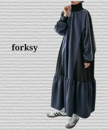 [ forksy ] 하프 지퍼 라인 배색 트랙 저지 원피스