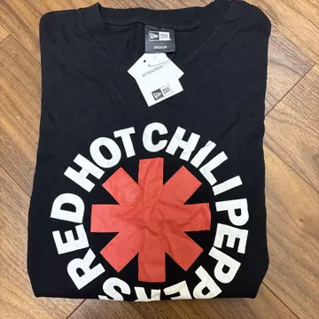 NEW ERA RED HOT CHILI PEPPERS 티셔츠 M