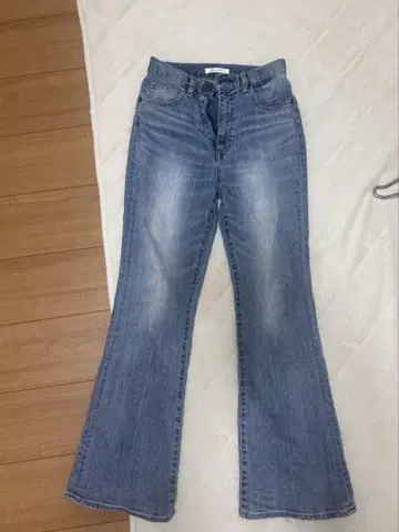 가격 인하 moussy 플레어 데님 팬츠