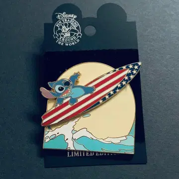 [디즈니랜드] LE2000 스티치 무빙 서핑 핀 배지