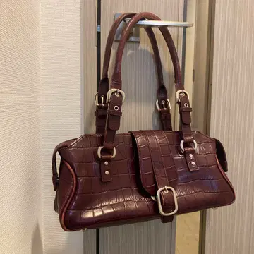 00s GUESS 크로커다일 백