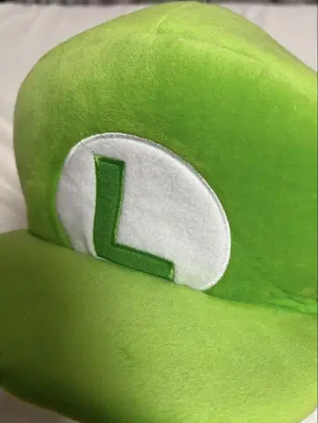 루이지 후와후와 캡