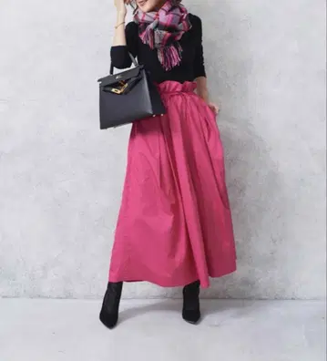 오블리 핑크 플레어 롱 스커트