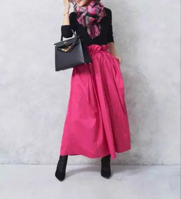 오블리 핑크 플레어 롱 스커트