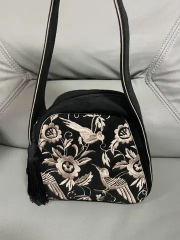 NORMAKAMALI 파우치 파티 백 자수 스웨이드 빈티지