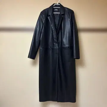 ZARA 블랙 가죽 롱 코트