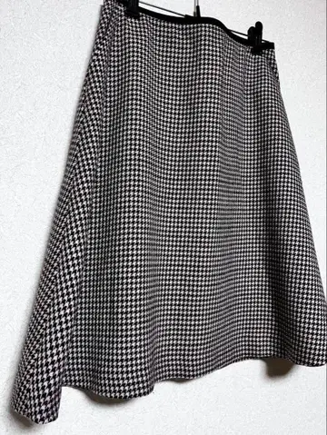 MACKINTOSH PHILOSOPHY 플레어 스커트 무릎 기장