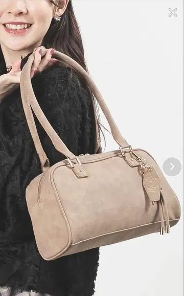 완판템 허니즈 보스턴 백 베이지