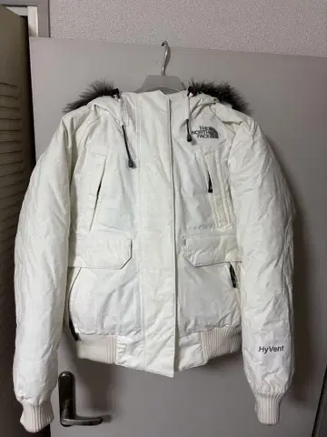 THE NORTH FACE 화이트 다운 자켓