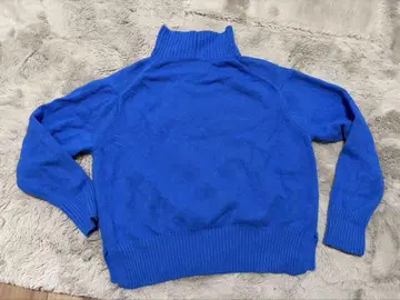 UNITED ARROWS 파랑 하이넥 니트