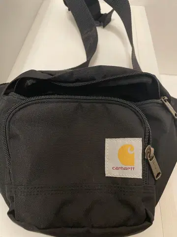 Carhartt 블랙 숄더백