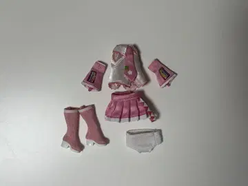 넨도로이드돌 벚꽃 미쿠 의류