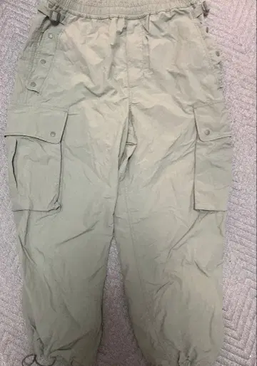 DAIWA PIER39 테크 파라슈트 팬츠 사이즈 S