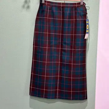 영국제 미착용 타탄 체크 스커트
