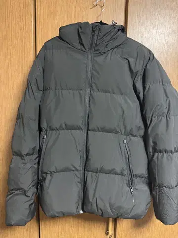 다운 자켓 GU 다크 다운 자켓