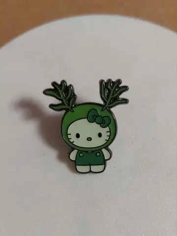 헬로키티 해조류 핀 배지 [ 모즈쿠 ] Algae x 헬로키티