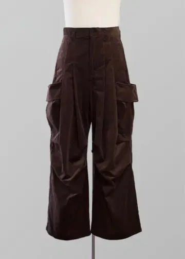 SHINYAKOZUKA UPCYCLEDMOONED DELIVERYMAN