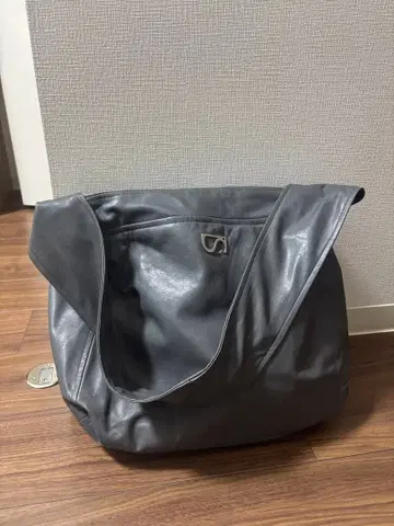 SHOOP 그레이 가죽 숄더백