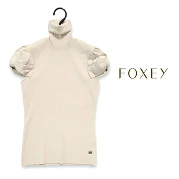 FOXEY 폭시 레이온 터틀넥 리브 니트