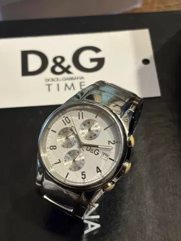 D&G 크로노그래프 손목시계