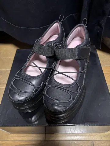 YOSUKE 통굽 스니커즈 24.0cm
