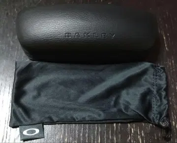[새상품급] OAKLEY 안경 케이스 & 마이크로백 세트