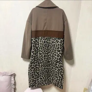 GYDA 제이다 바이컬러 레오파드 코트 브라운