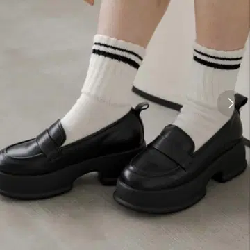kastane 로퍼 통굽 신발 블랙