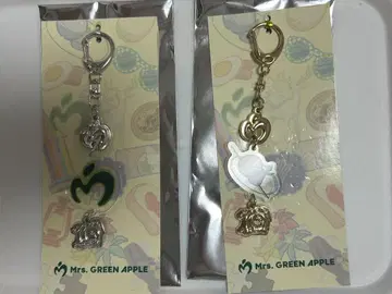 Mrs. GREEN APPLE 랜덤 참 키링