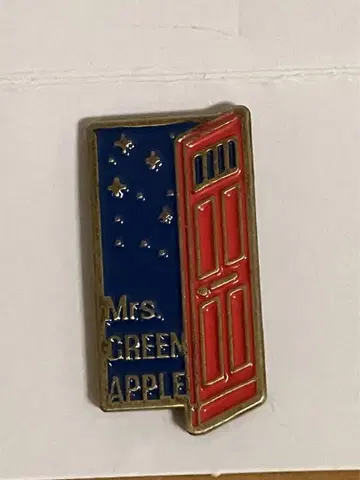 [ 새상품 미사용 ] Mrs. GREEN APPLE 핀 배지 (문)