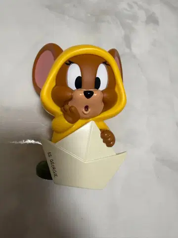 톰과 제리 VinBLOP Jerry as Georgie 피규어