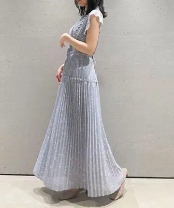 snidel 플리츠 롱 원피스 LBLU