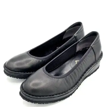 컨디션 최상 Doruche 돌체 24cm 3E 펌프스 가죽 소가죽 블랙