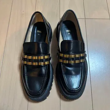 ZARA 트랙 밑창 비쥬 로퍼 38