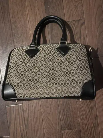 moussy 핸드백 모노그램