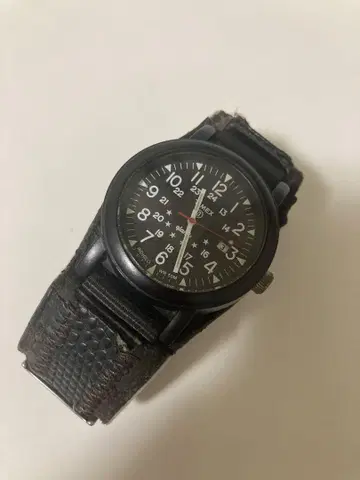 [배터리 교체 완료] glamb x TIMEX 잼홈메이드 손목시계 하자품