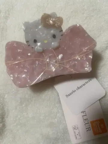 Maison de FLEUR Sanrio 헬로키티 헤어 클립