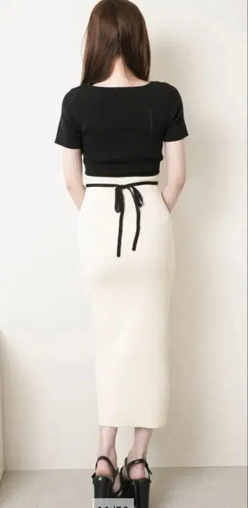 LIP SERVICE 바이컬러 코르셋 니트 원피스