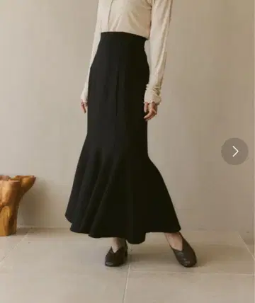 [ moi tytto ] 커브 절개 머메이드 스커트