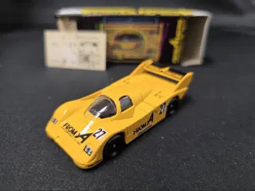 토미카 FROM A RACING PORSCHE962C